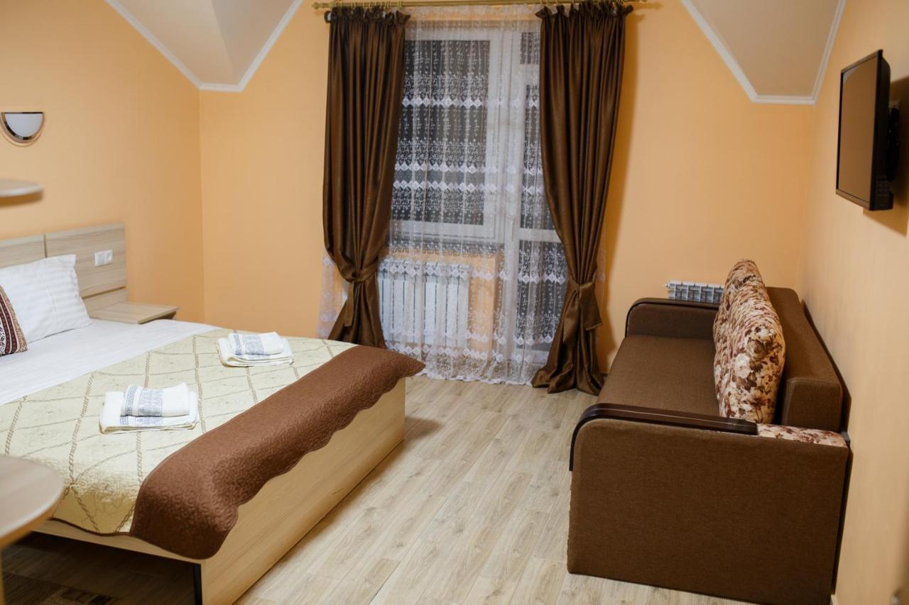 Золота Поляна Appartement Buitenkant foto