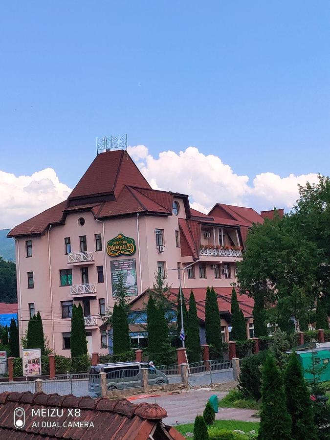 Золота Поляна Appartement Buitenkant foto