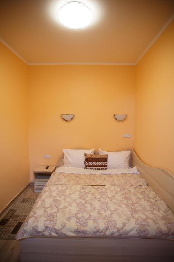 Золота Поляна Appartement Buitenkant foto