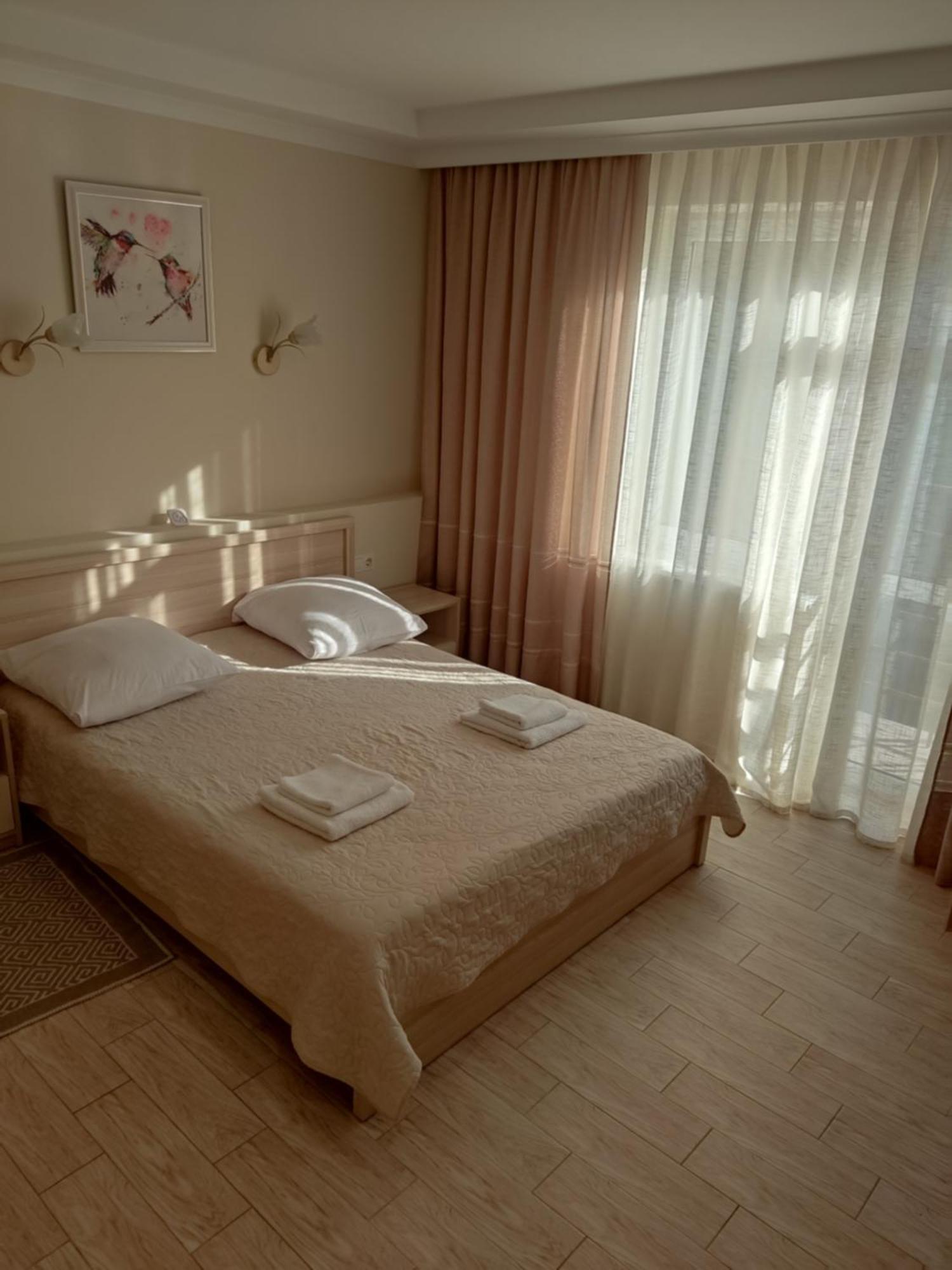 Золота Поляна Appartement Buitenkant foto
